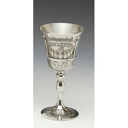 Zdjęcie Luksusowy cynowy kielich do wina z przedstawieniem króla Irlandii Briana Boru