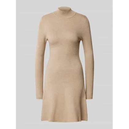 Zdjęcie Vero Moda Sukienka dzianinowa Gold 10311379 Brązowy Regular Fit