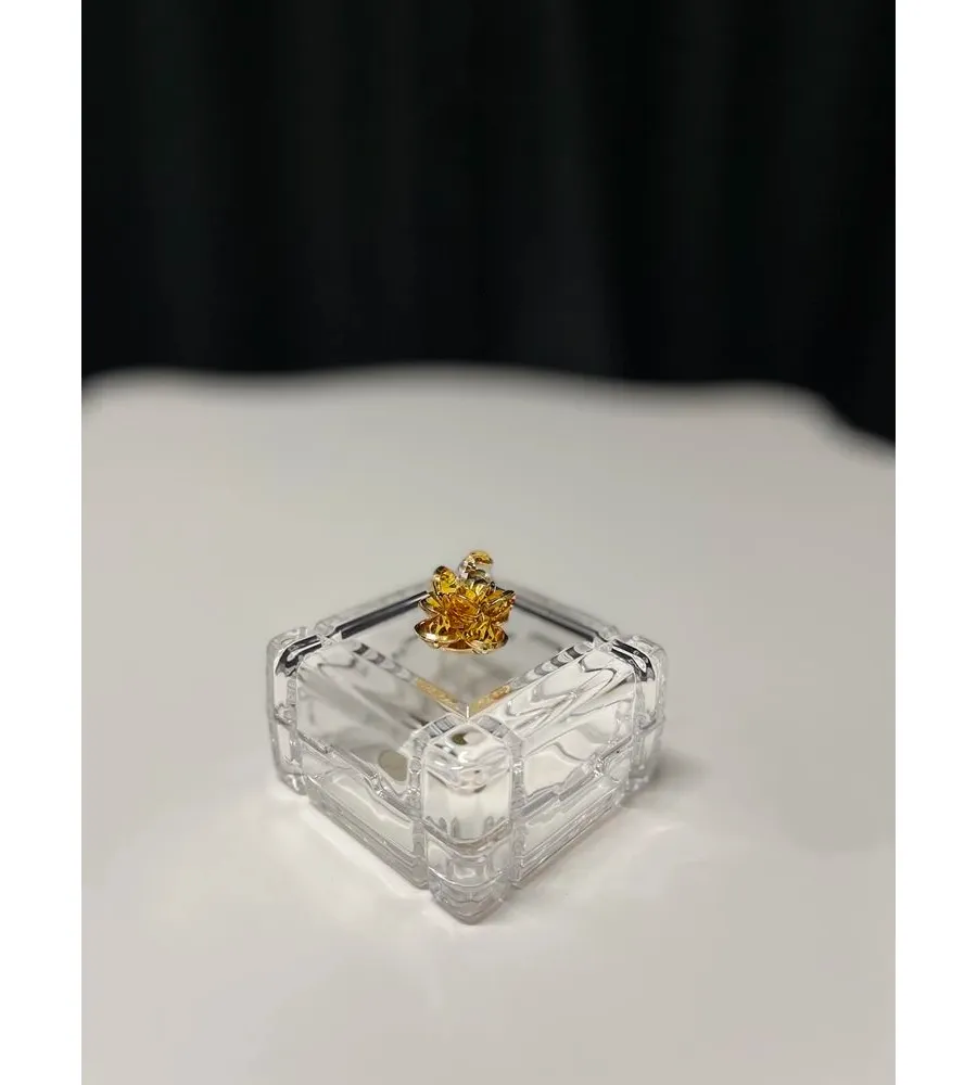 obrazek 1 Luksusowe pudełko 8x8 cm na drobiazgi wykonane we Włoszech