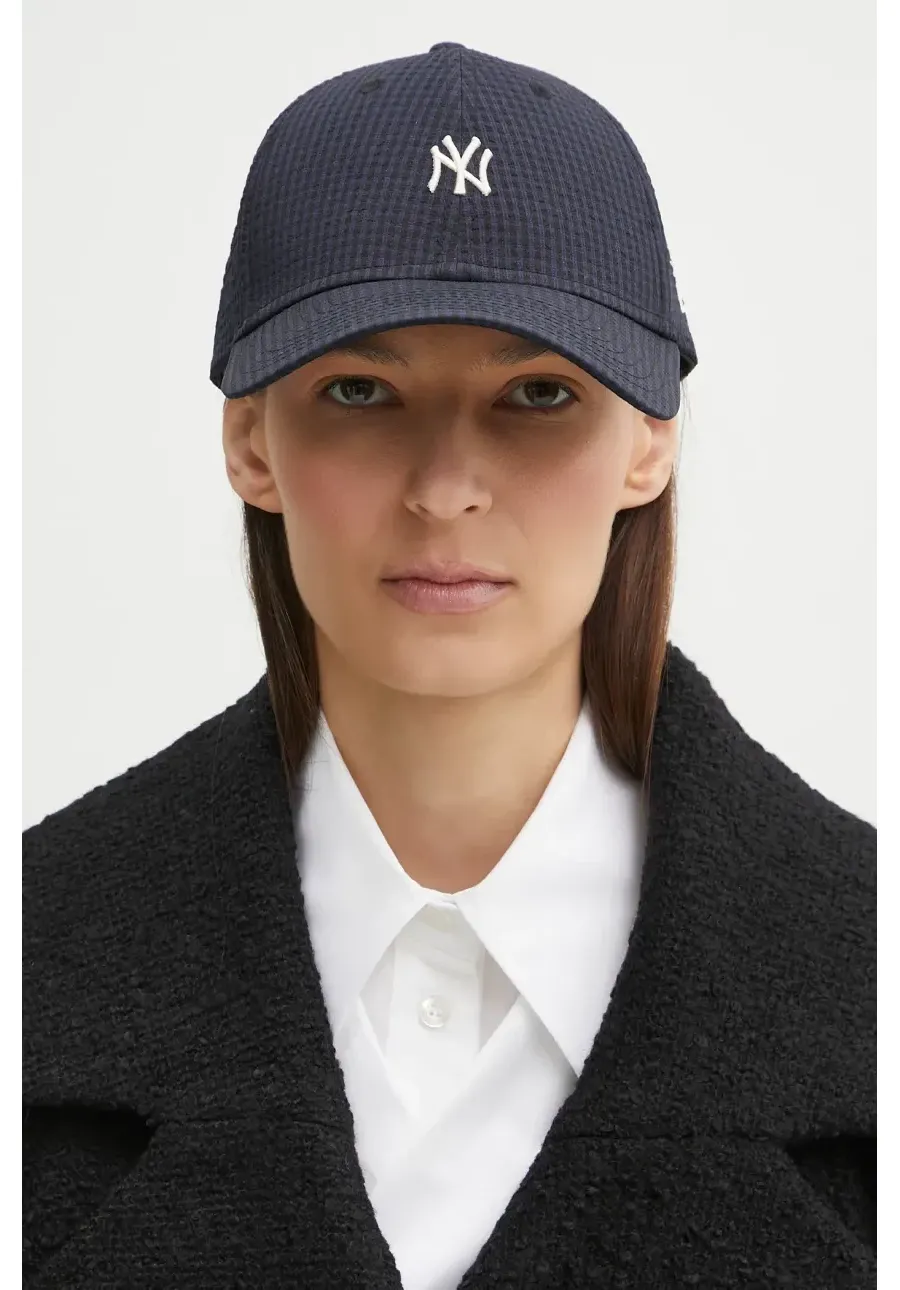 obrazek 1 New Era czapka z daszkiem Seersucker 940 NYY kolor granatowy wzorzysta 60595251