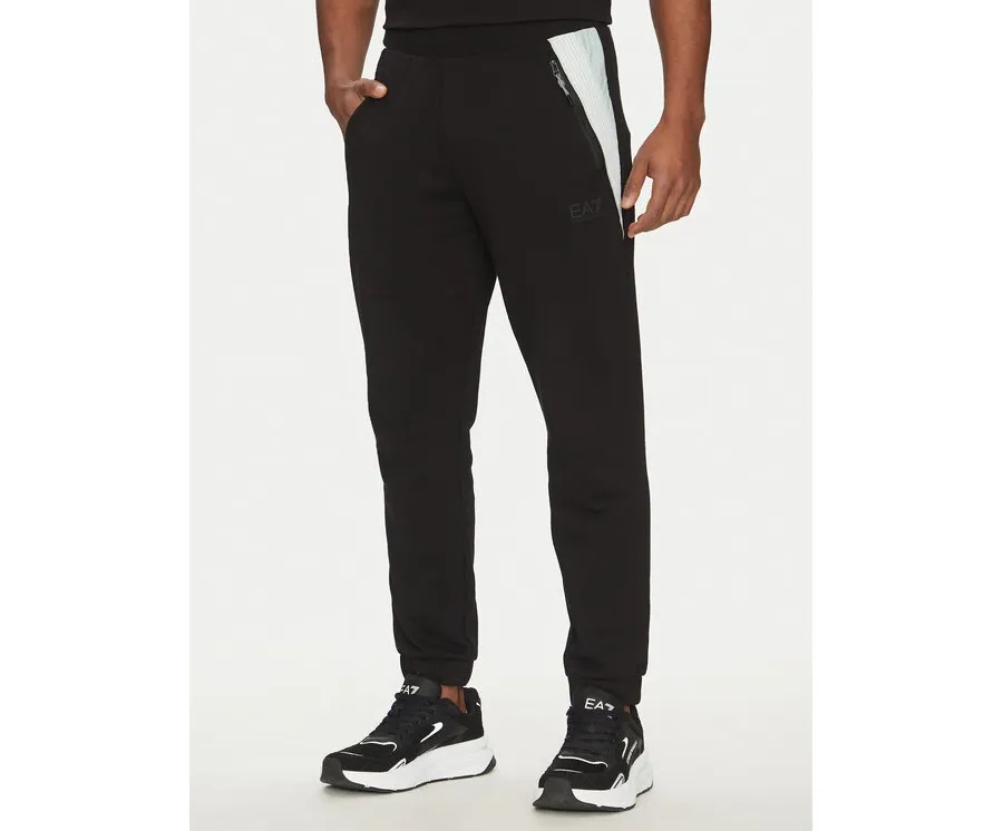 obrazek 1 EA7 Emporio Armani Spodnie dresowe 7M000274 AF12451 UC001 Czarny Regular Fit