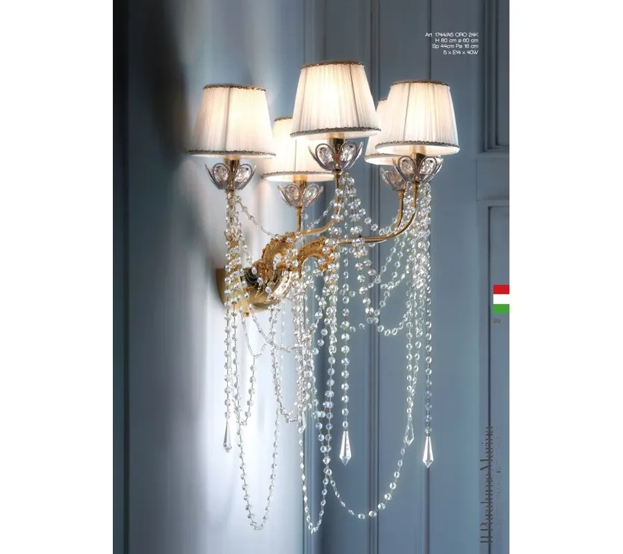 obrazek 1 Piękna lampa ścienna z kryształowym bobege i wisiorkami - Il Paralume Marina