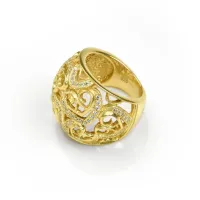 Zdjęcie Stylowy pierścionek Wykonany z pozłacanego 18-karatowego złota i białych cyrkonii