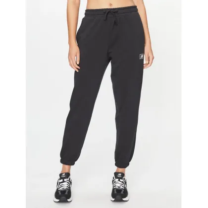 Zdjęcie New Balance Spodnie dresowe Essentials French Terry Pant WP33508 Czarny Regular Fit