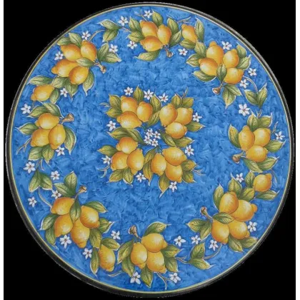 Zdjęcie Elegancki blat stołu ogrodowego wykonany z lawy wulkanicznej zdobiony pięknym motywem cytryn - Ceramiche Valchida