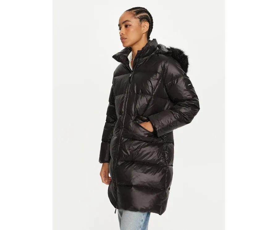 obrazek 1 Calvin Klein Kurtka puchowa K20K207734 Czarny Regular Fit
