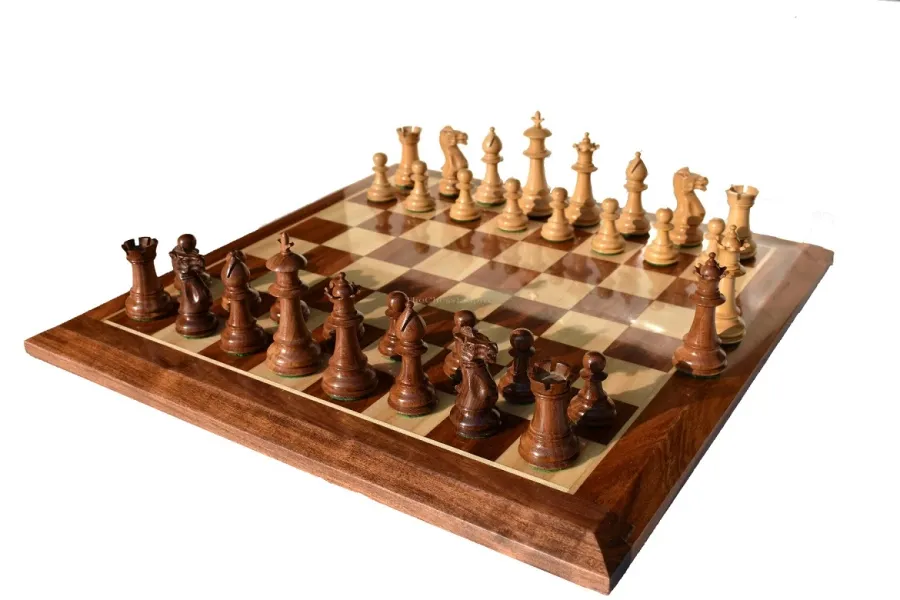 obrazek 1 Pięknie wykonany komplet szachowy - The Chess Empire