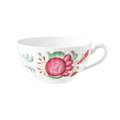 Zdjęcie Porcelanowa filiżanka do herbaty zdobiona motywem róży w stylu klasycznym – Tettau