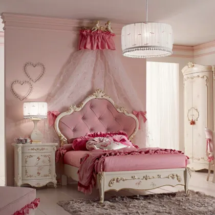 Zdjęcie Klasyczne tapicerowane łóżko dziecięce