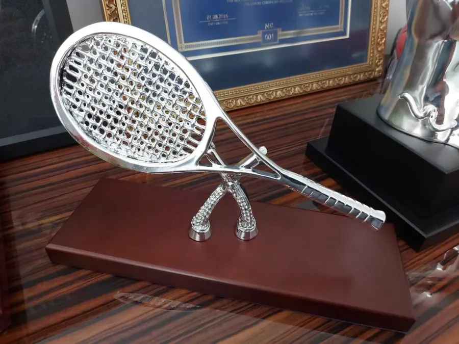 picture 4 Tennis racquet figure - Astra Argenti