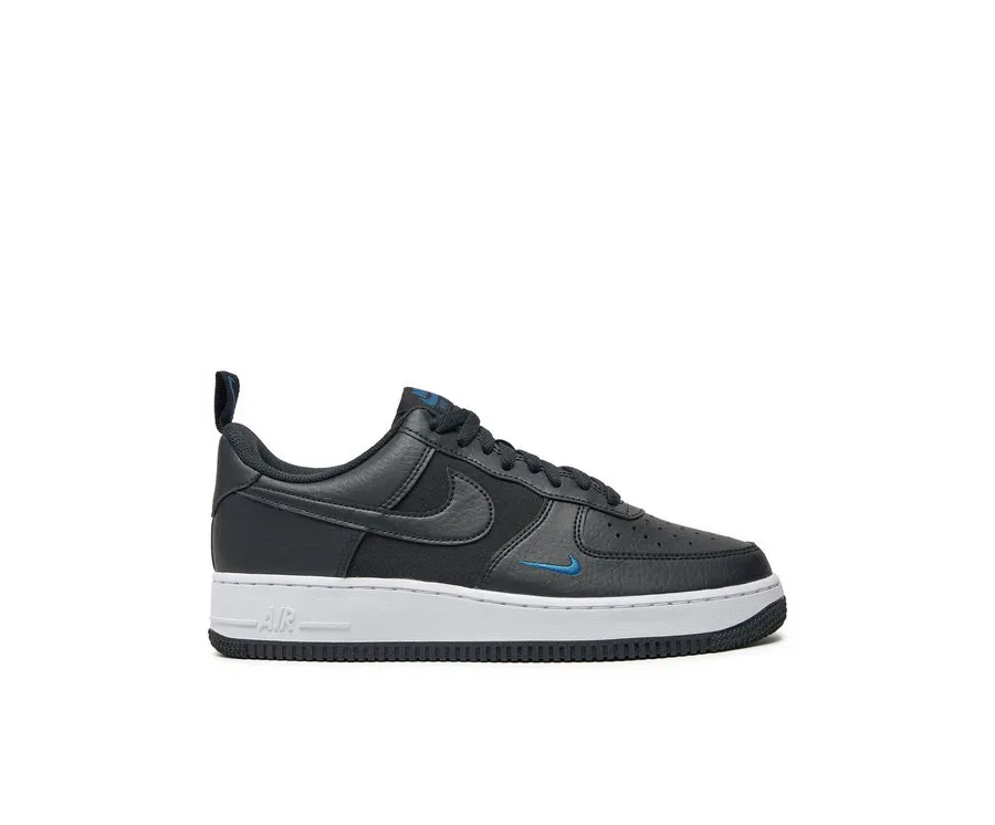 obrazek 1 Nike Sneakersy Air Force 1'07 FZ4625 001 Czarny