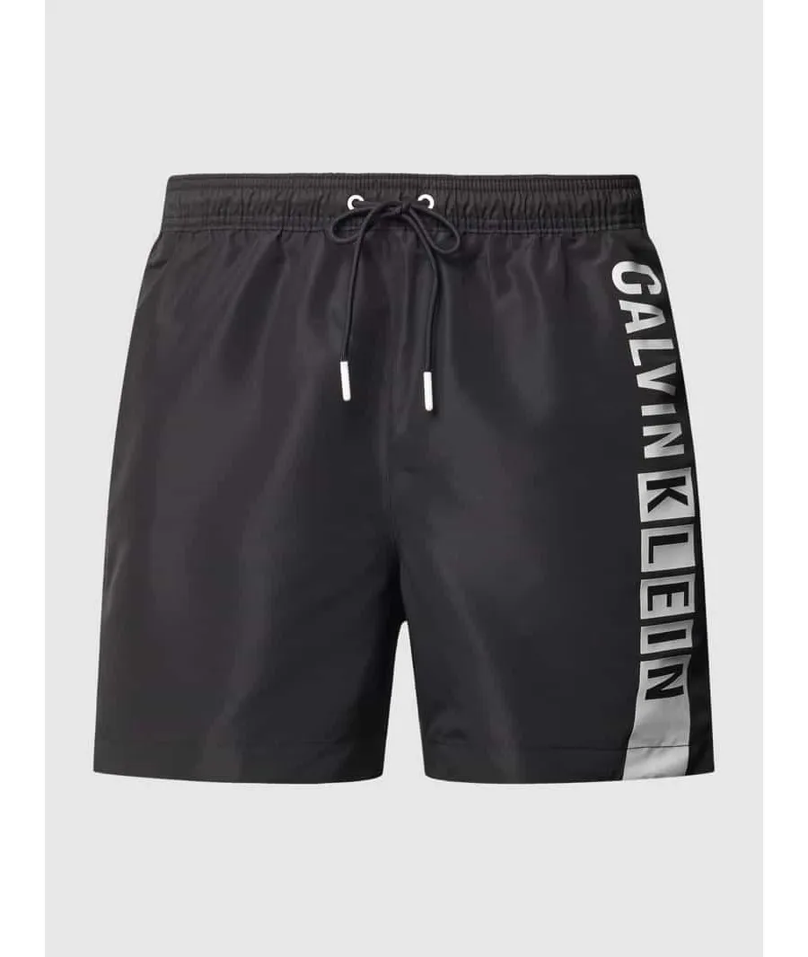 obrazek 1 Spodenki kąpielowe o kroju regular fit z nadrukiem z logo