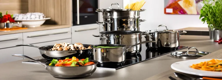 obrazek 2 Włoska patelnia 24 cm z nieprzystającą powłoką