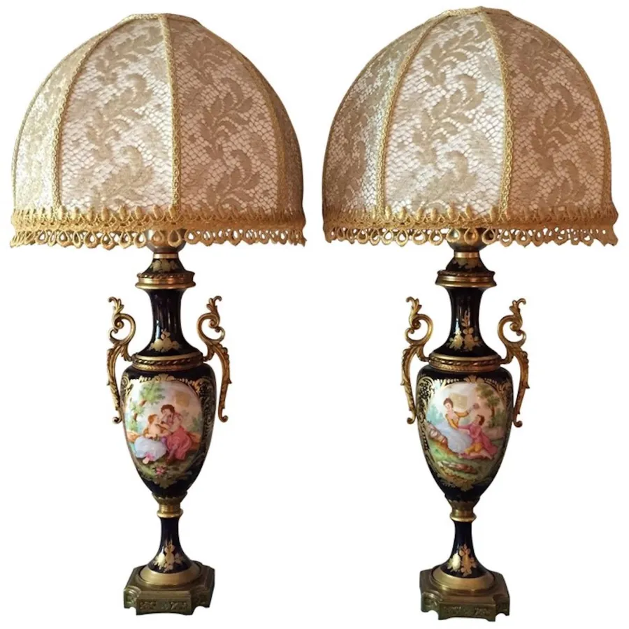 obrazek 1 Lampy stołowe z porcelany w kolorze kobaltowo-niebieskim, zdobione złotem