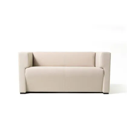 Zdjęcie Elegancki mebel w postaci sofy Toffee do stylowych pomieszczeń