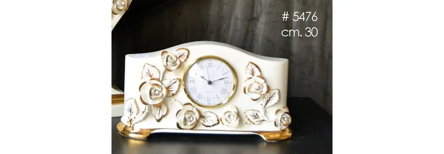 obrazek 1 Stojący porcelanowy zegar
