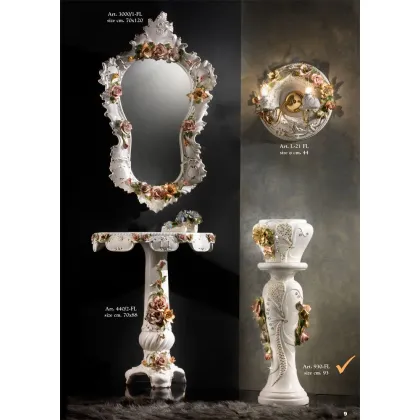 Zdjęcie Ceramiczna kolumna zdobiona kryształkami