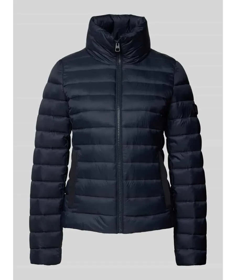 obrazek 1 Kurtka pikowana o kroju slim fit z wysoką stójką