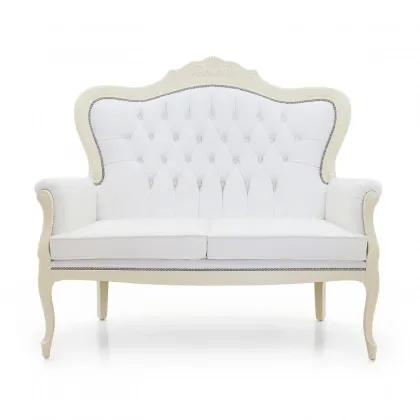 Zdjęcie Biała elegancka sofa w stylu ludwikowskim - Sevensedie