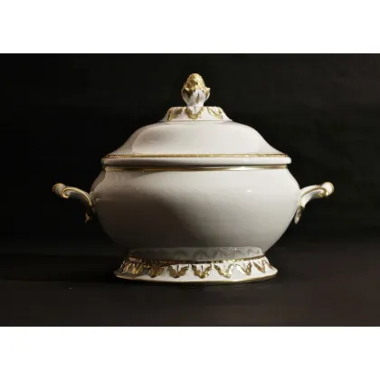 Zdjęcie Waza do zupy z włoskiej porcelany ze zdobieniem