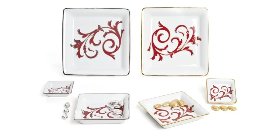 obrazek 1 Kwadratowy talerzyk ozdobny z porcelany MPM Porcellane