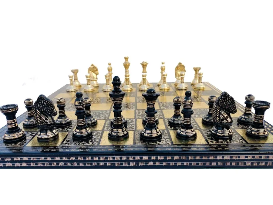 obrazek 1 Prestiżowa kolekcja mosiężnych szachów Imperium Mogołów - The Chess Empire