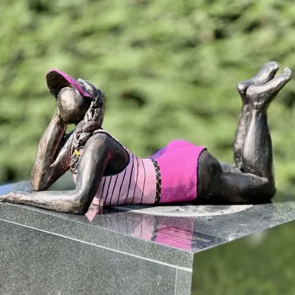 Zdjęcie Fantastyczna rzeźba ogrodowa