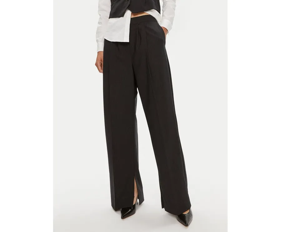 obrazek 1 Herskind Spodnie materiałowe Rupert 5216134 Granatowy Relaxed Fit