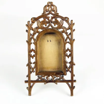 Zdjęcie Drewniana neogotycka ramka na zdjęcie