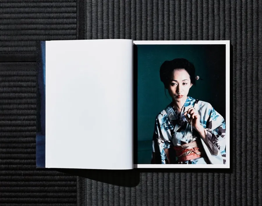 obrazek 24 Książka Nobuyoshi Araki. Bondage - Taschen
