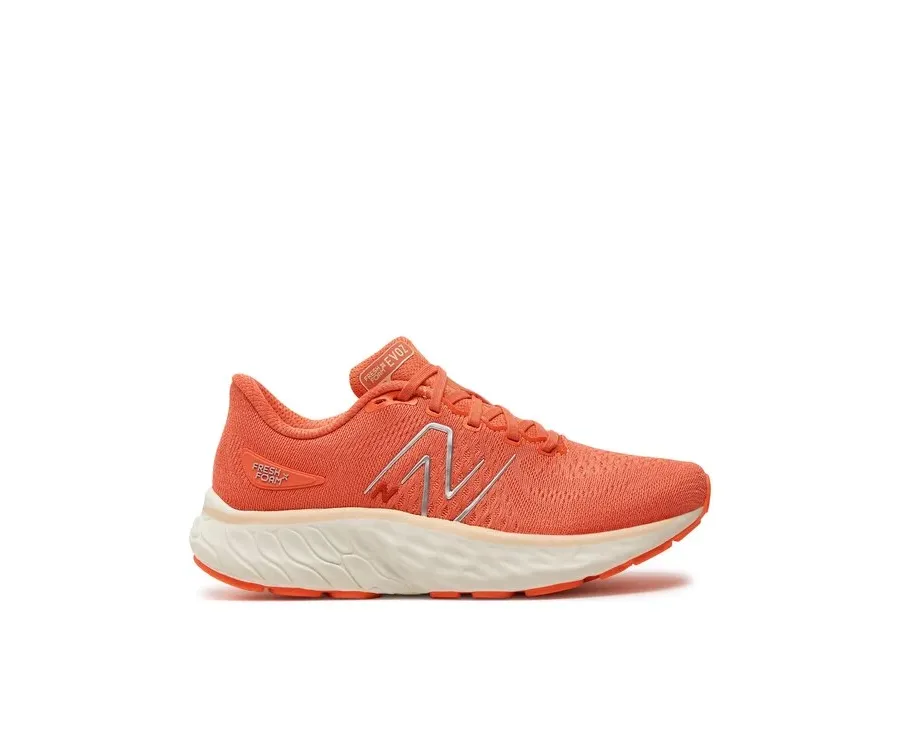 obrazek 1 New Balance Buty do biegania Fresh Foam Evoz v3 WEVOZRR3 Pomarańczowy