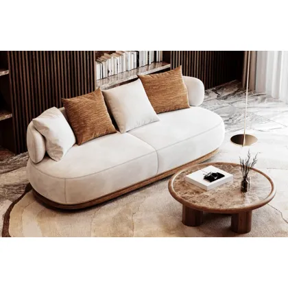 Zdjęcie Luksusowa tapicerowana sofa z drewnianą konstrukcją i metalowymi detalami