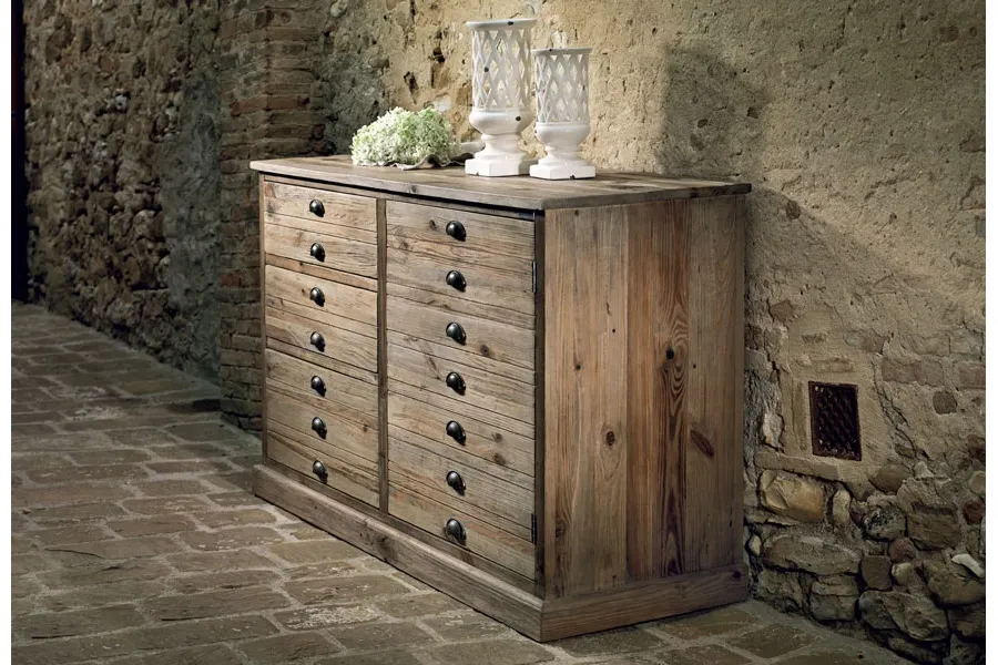 obrazek 1 Elegancka komoda z drewna sosnowego - Guarnieri