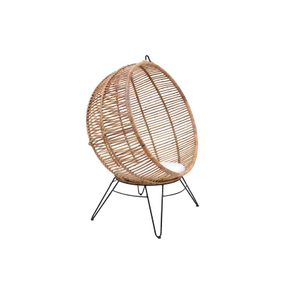 Zdjęcie Oryginalny w formie okrągły fotel wypoczynkowy do ogrodu i na taras