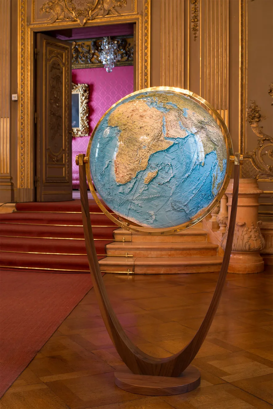 obrazek 2 Globus ukazujący roślinność geograficzną - Columbus