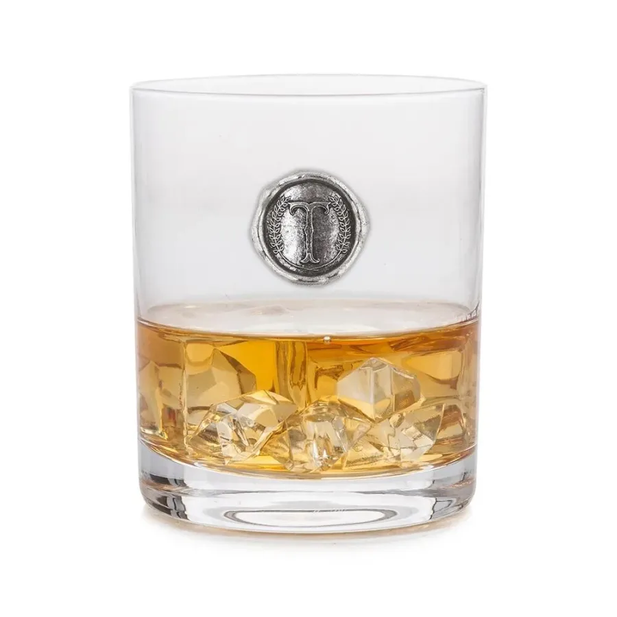 obrazek 1 Ekskluzywna szklanka do whisky z cynowym emblematem z literą „T” – stylowy prezent