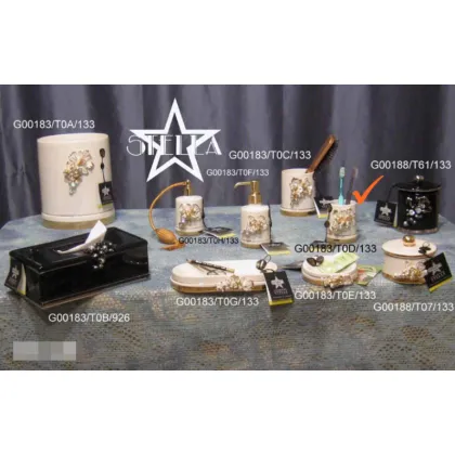 Picture Decorative beige toothbrush cup