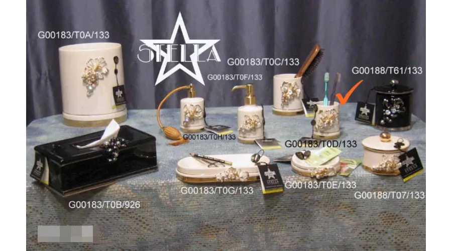 obrazek 1 Dekoracyjny beżowy kubek na szczoteczki do zębów