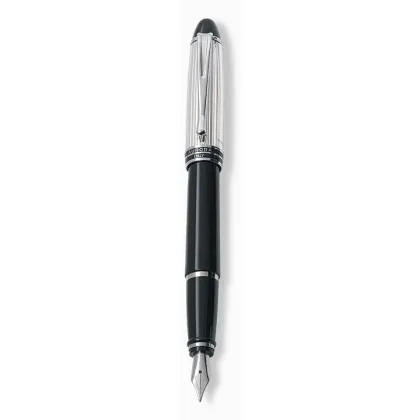 Picture Black Ipsilon fountain pen - Aurora