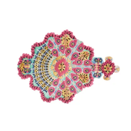 Zdjęcie Jaskrawy dywan o nieregularnym kształcie - CANGACO