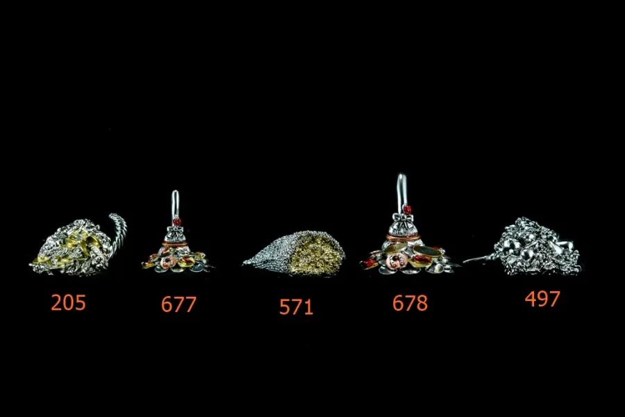 obrazek 1 Różnorodne figurki ozdobne do eleganckich pomieszczeń