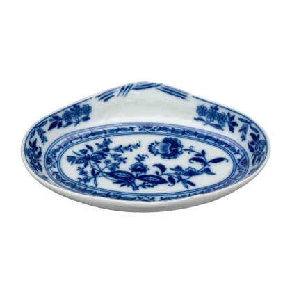 Zdjęcie Klasyczny talerz na oliwki Margão z roślinnym wzorem inspirowanym klasyczną porcelaną - Vista Alegre