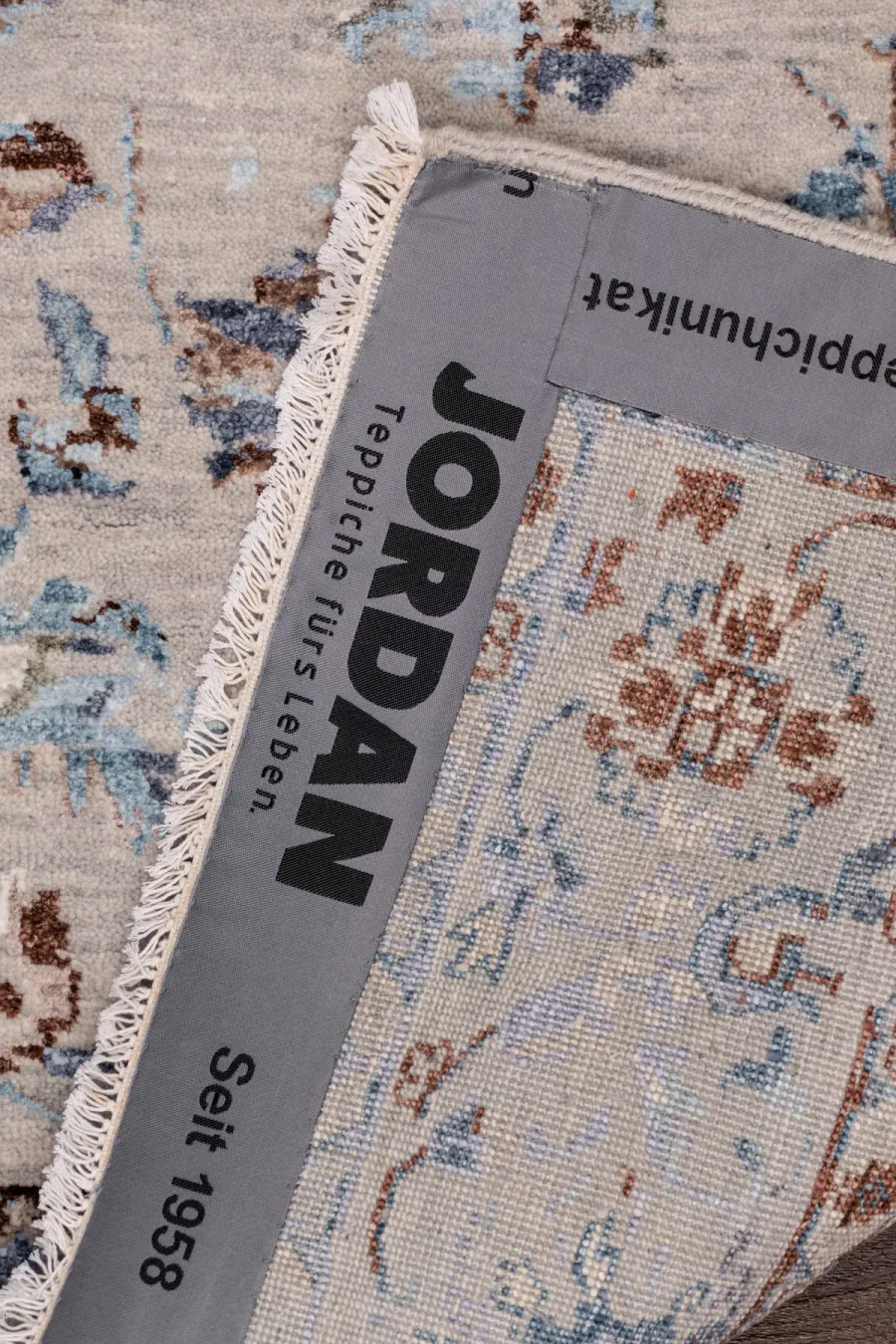 obrazek 6 Nietypowy ręcznie tkany dywan z Indii - Jordan