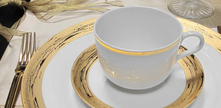 obrazek 2 Portugalski komplet porcelany dla 12 osób - Porcel