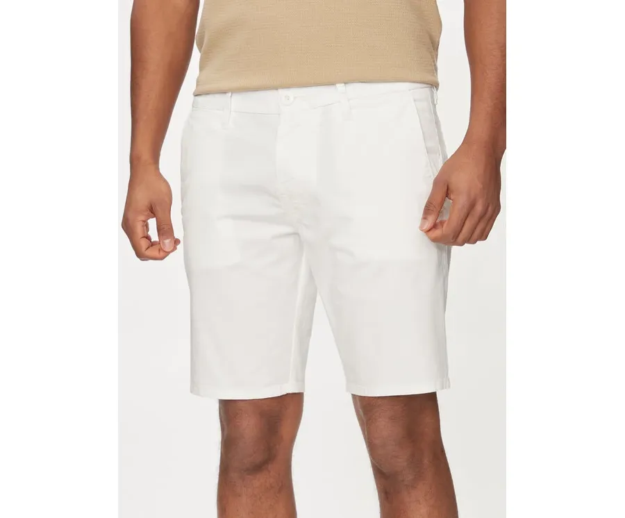 obrazek 1 Guess Szorty materiałowe Daniel M4GD05 WG3OA Biały Skinny Fit