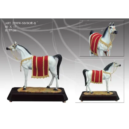 Zdjęcie Piękny biały krolewski koń