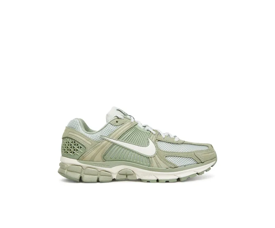 obrazek 1 Nike Sneakersy Zoom Vomero 5 HF1553 300 Zielony