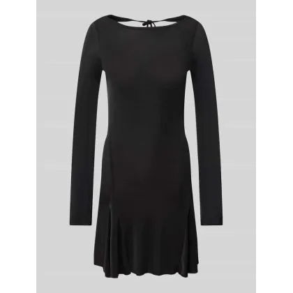 Zdjęcie Sukienka mini z dekoltem w łódkę