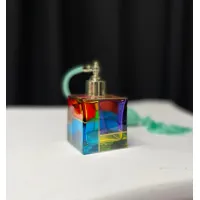 Zdjęcie Piękny pojemnik na perfumy z włoskiego szkła murano