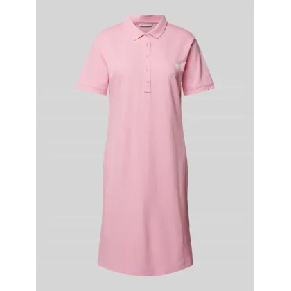 Zdjęcie Sukienka polo z wyhaftowanym motywem